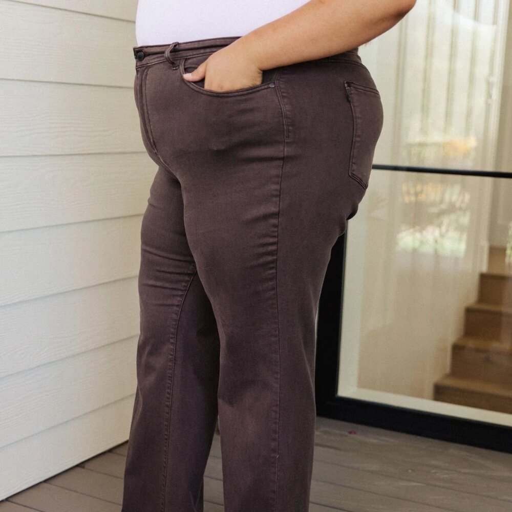 SYBIL HIGH RISE FRAYED HEM 90'S STRAIGHT JEANS IN BROWN - Picture 2 of 6
